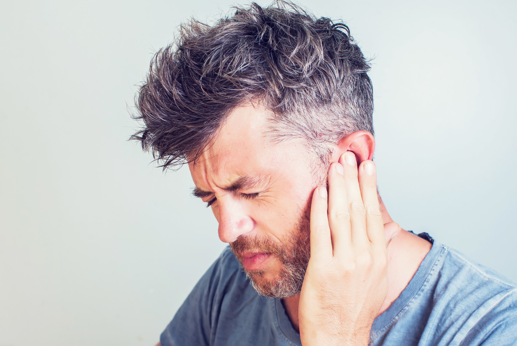 8 Tinnitus Natural Treatment Tips You May Not Know About